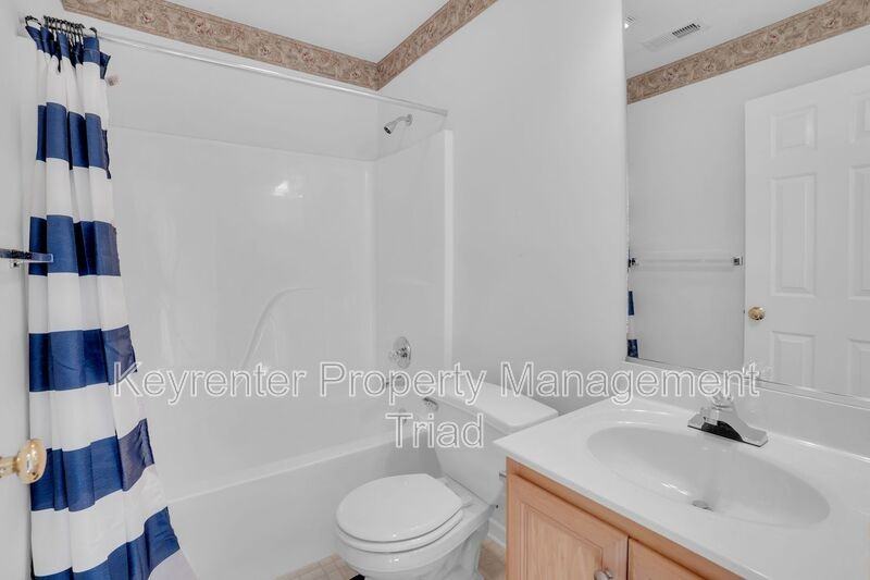 1016 Tesh Ct - Photo 5 of 50