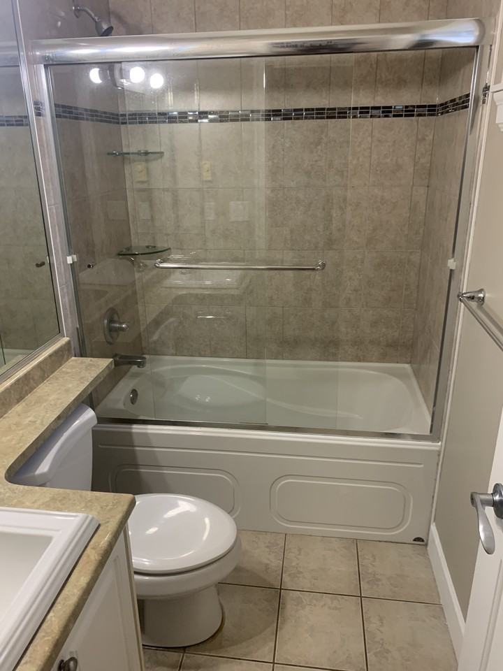 Ewen Ave & Lawrence St - Photo 5 of 6