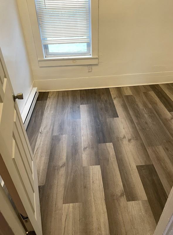 78 S Fuller St - Photo 3 of 22