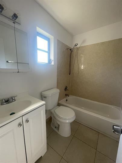 2207 Jackson Street - Photo 5 of 7