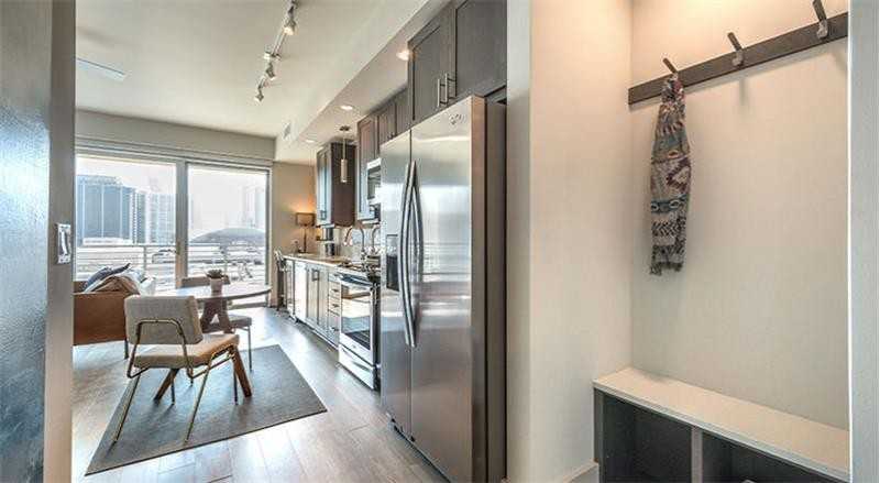 N Houston St #B6-7 - Photo 5 of 19