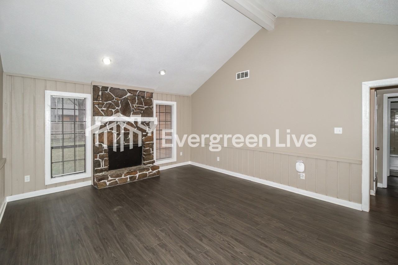 3809 Chablis Cv - Photo 3 of 15