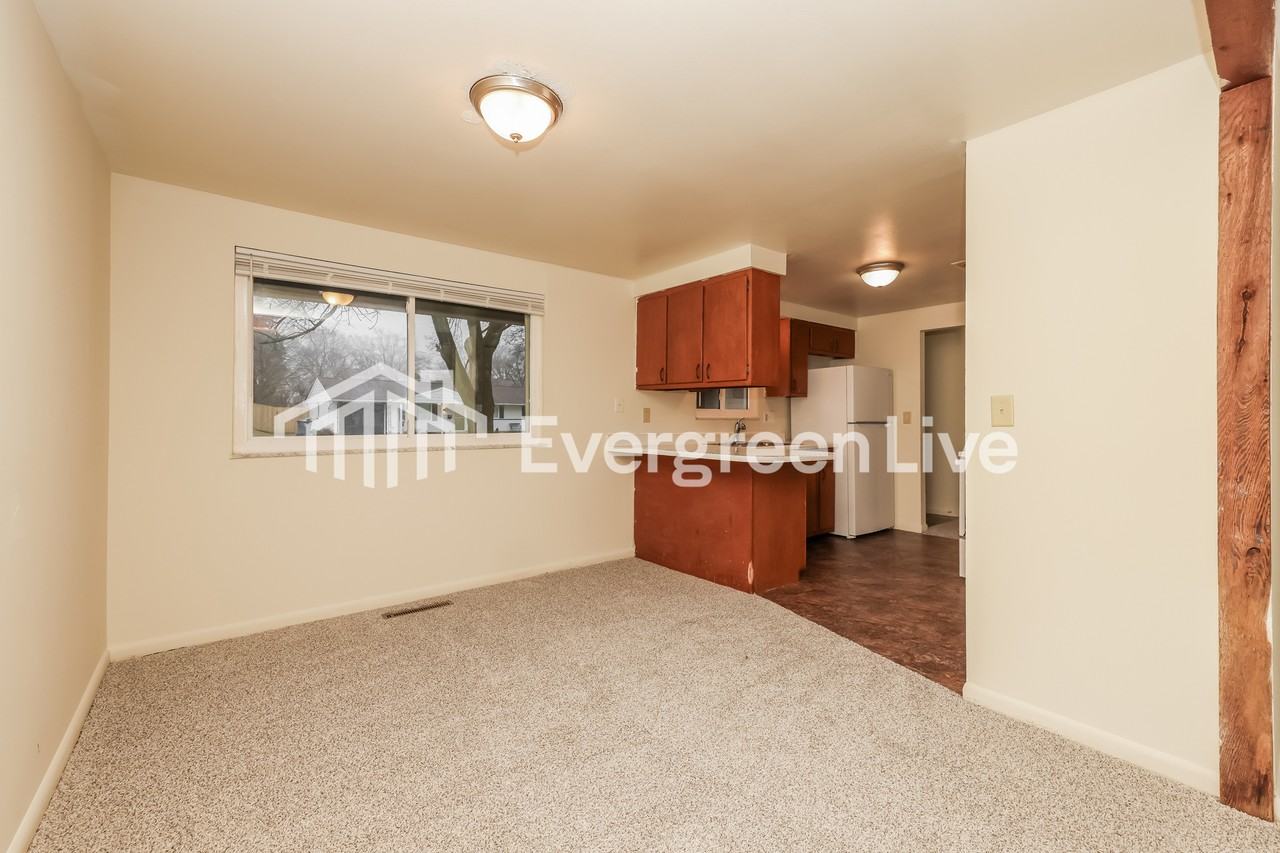7145 Mandrake Dr - Photo 7 of 15