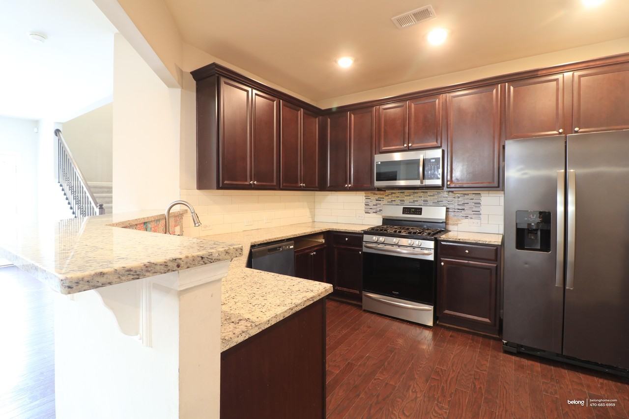 7150 Post Park Way - Photo 2 of 12