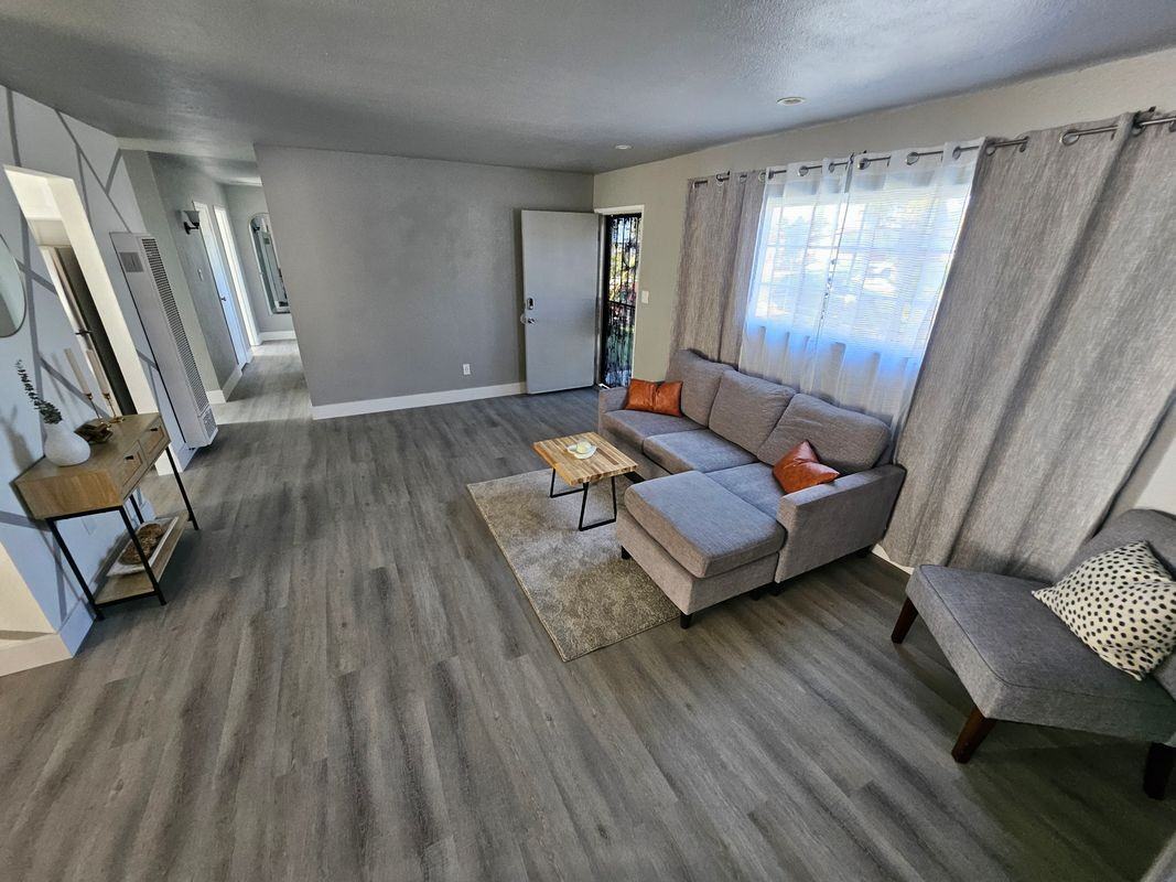 96 E Palomar St - Photo 4 of 12