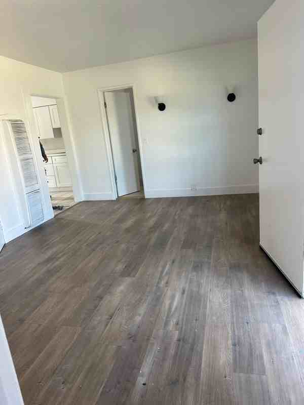 17004 Downey Ave - Photo 6 of 10