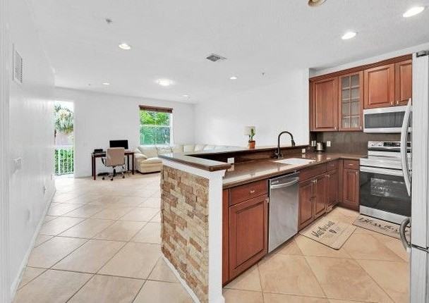 1381 Piazza Delle Pallottole - Photo 3 of 5