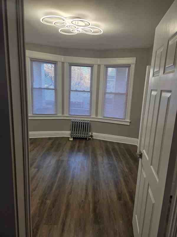 27 Edgar St ##1 - Photo 2 of 8