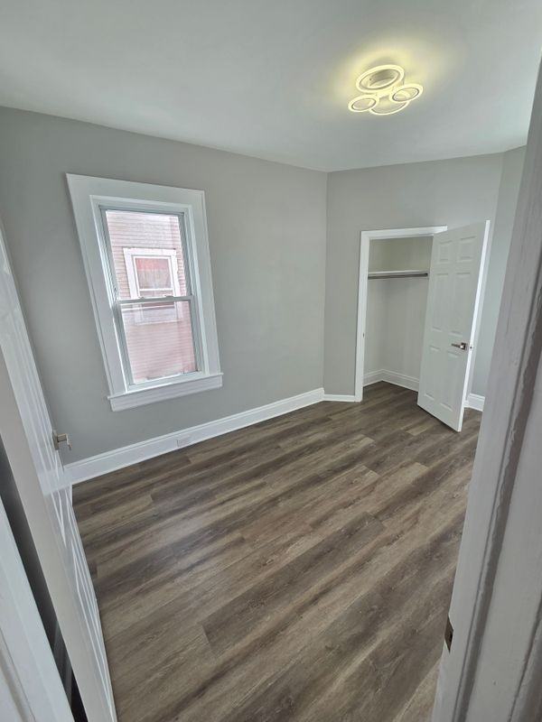 27 Edgar St ##1 - Photo 4 of 8