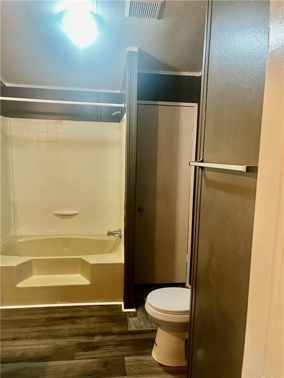 1914 Pinehurst Ln - Photo 5 of 13