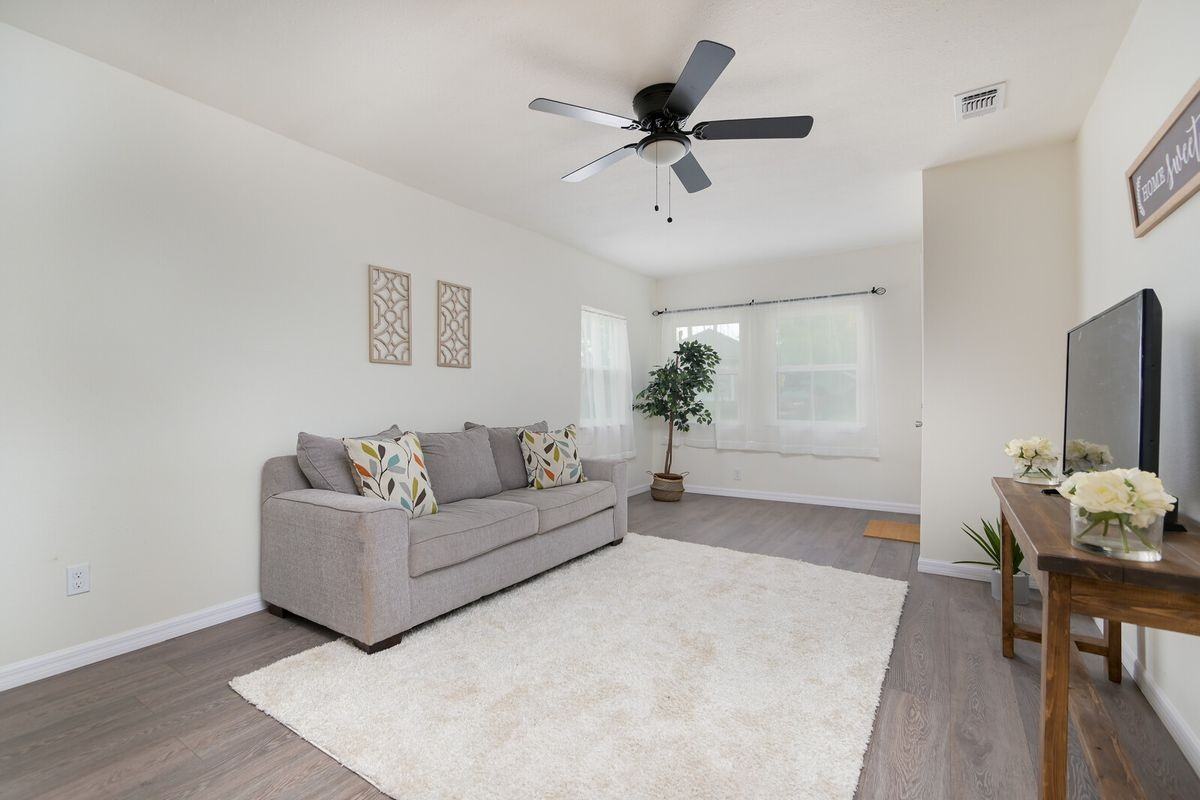 118 Aganier Ave - Photo 2 of 12