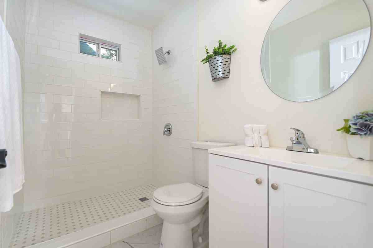 118 Aganier Ave - Photo 5 of 12