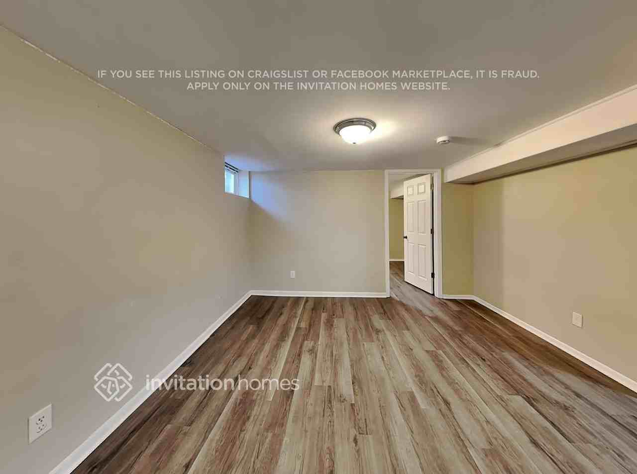 3612 Commodore Dr - Photo 7 of 22