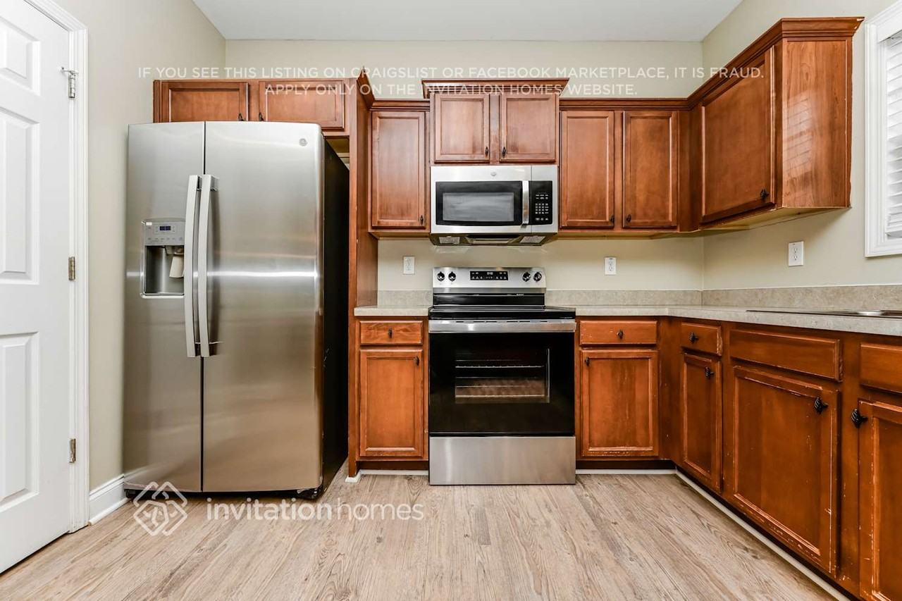 113 Pristine Dr - Photo 7 of 18