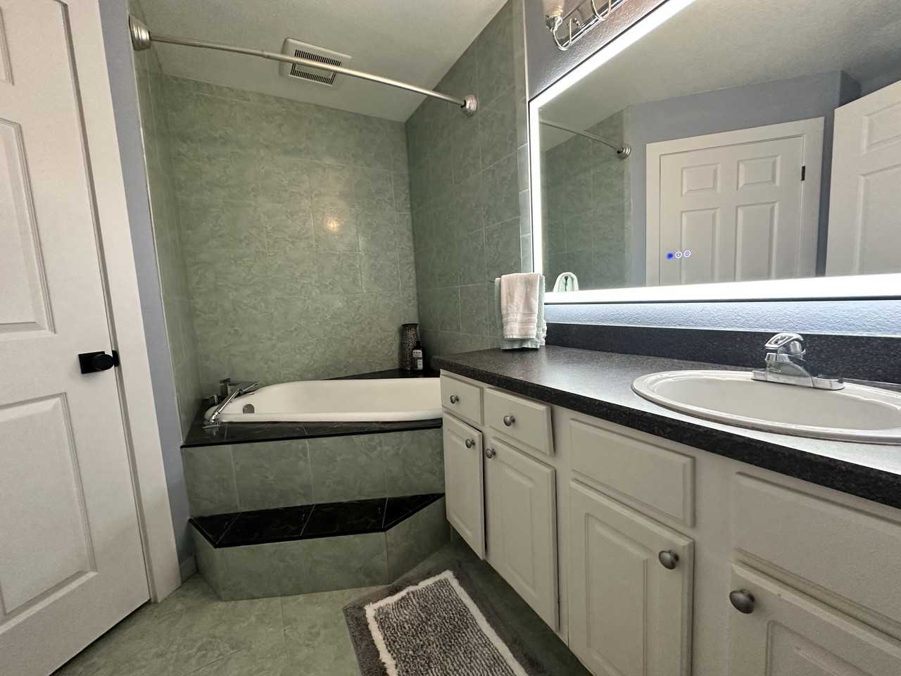 13703 Richmond Park Dr N #2808 - Photo 7 of 21