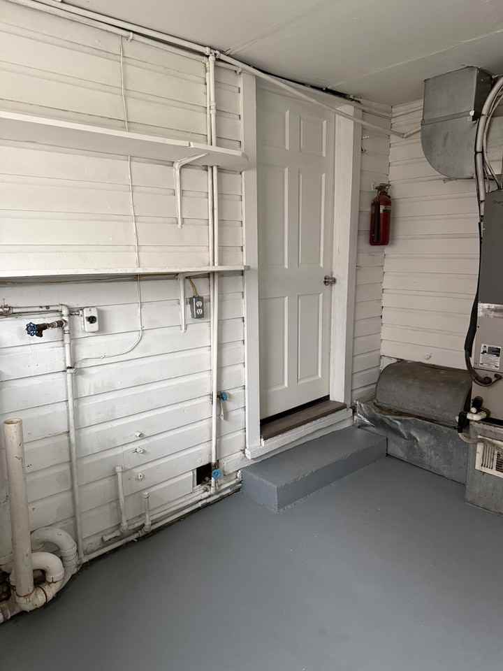 2859 Winchester Ave #1 - Photo 2 of 8