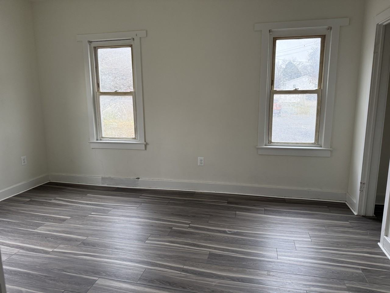 2859 Winchester Ave #1 - Photo 7 of 8