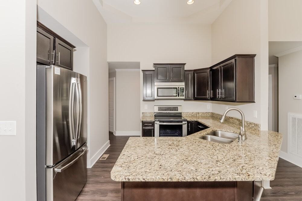 1724 Brick Ct - Photo 6 of 16