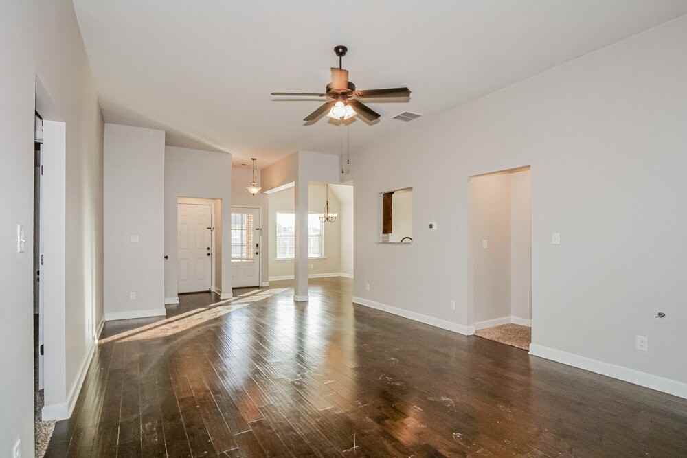 1415 Switzer Cv - Photo 6 of 17