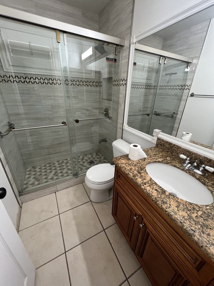 1531 W Gail Dr #1 - Photo 2 of 6