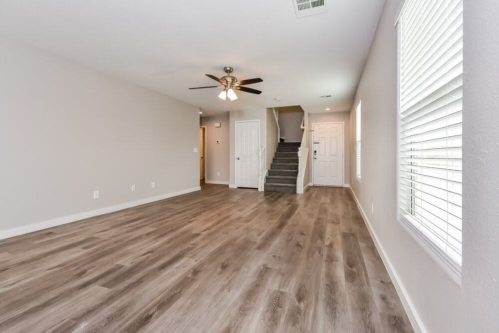 6479 Red Island Ct - Photo 4 of 17