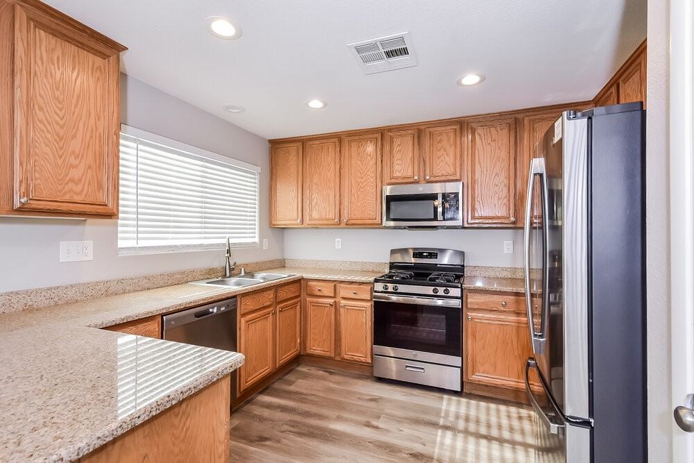 6479 Red Island Ct - Photo 6 of 17