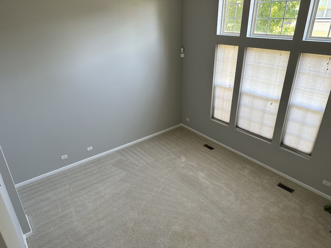 1141 Kilbery Ln - Photo 2 of 10