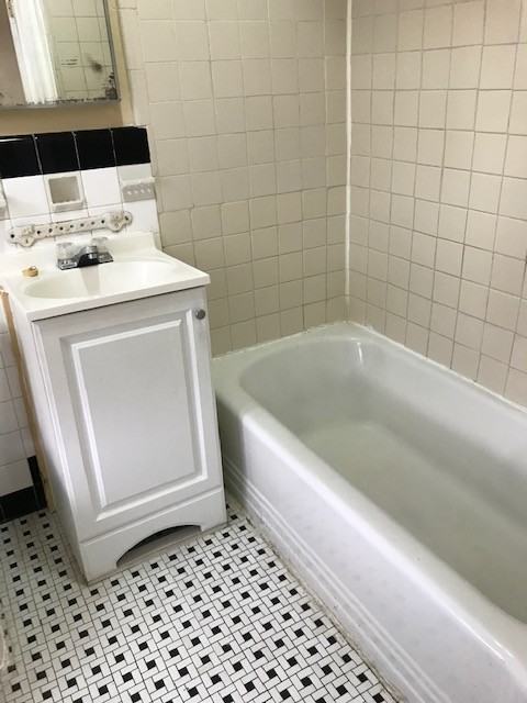 283 Spring St #4 - Photo 2 of 3