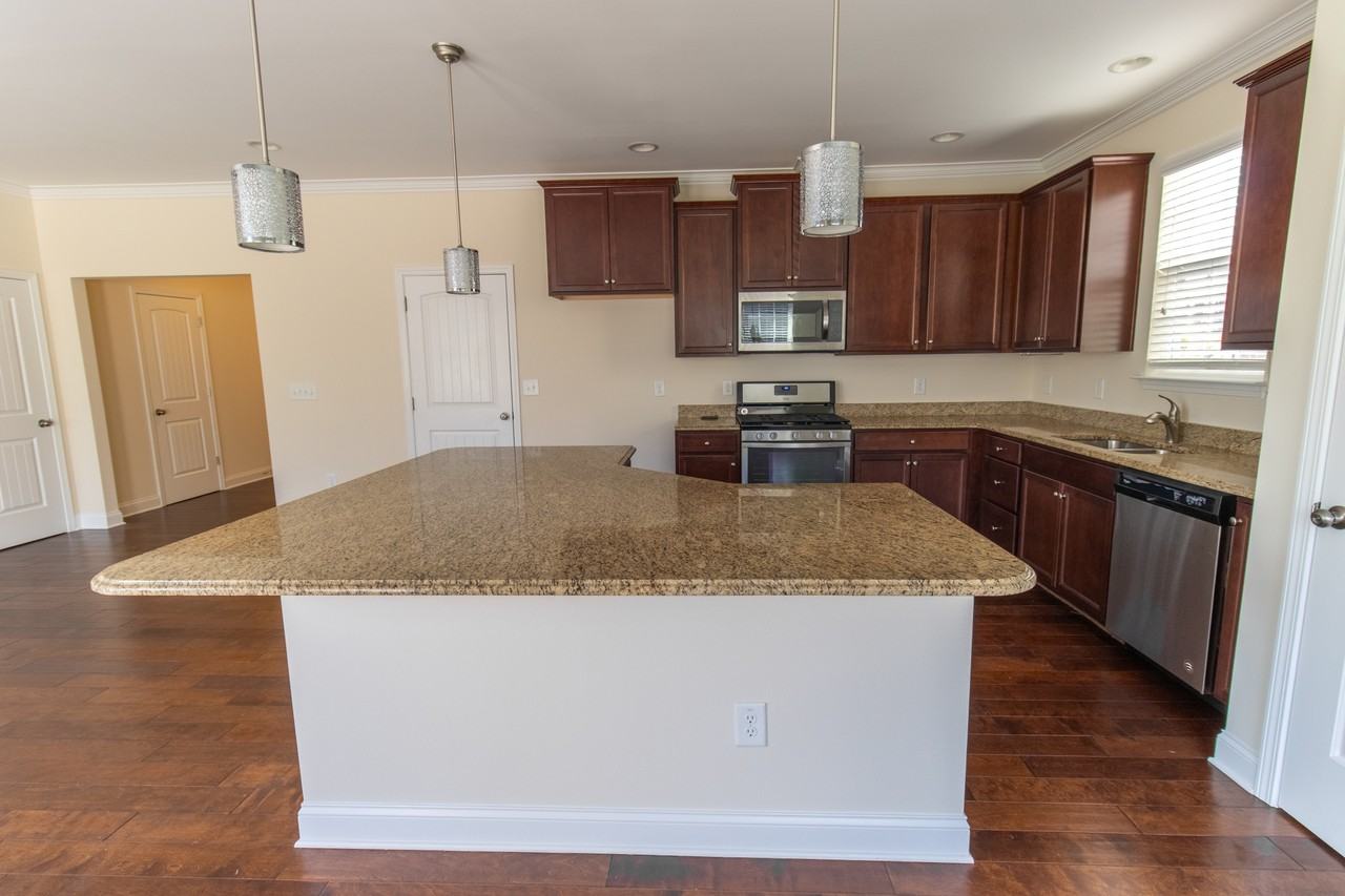 2038 Sinclair Trce #NA - Photo 2 of 6