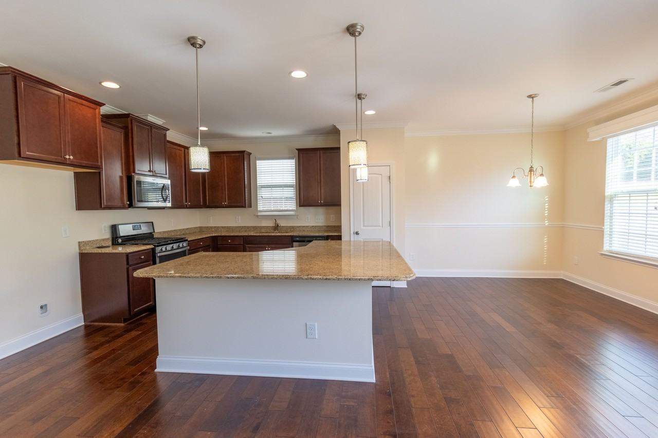 2038 Sinclair Trce #NA - Photo 3 of 6