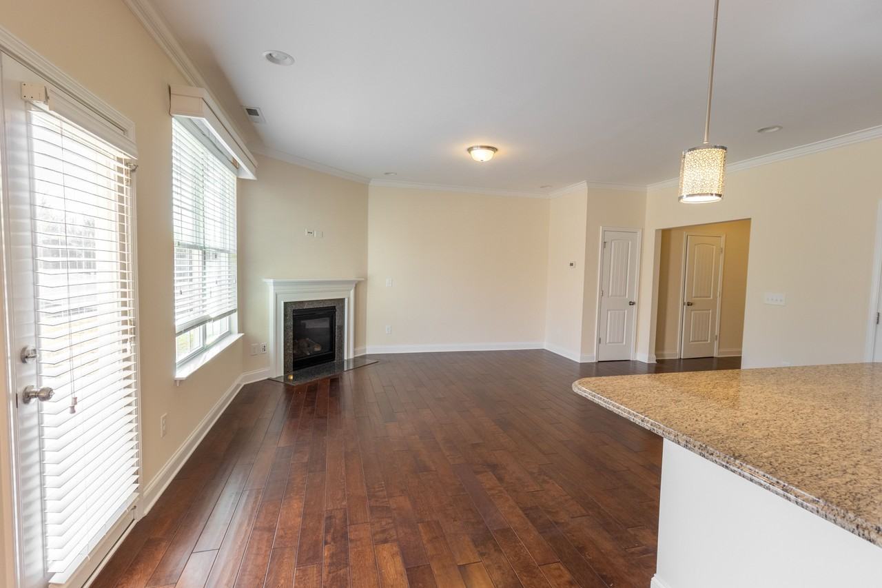 2038 Sinclair Trce #NA - Photo 4 of 6