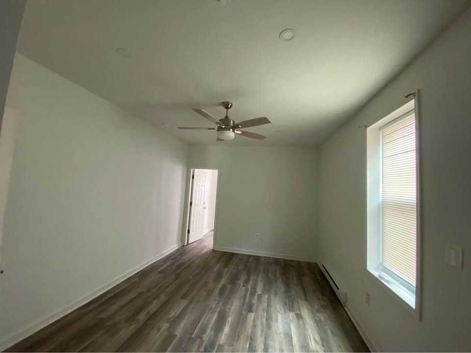 1706 W Allegheny Ave #2 - Photo 2 of 9