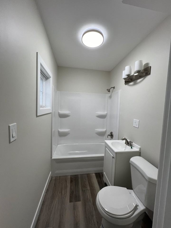 928 Garfield St #1 - Photo 5 of 8