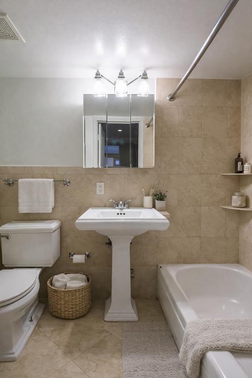 Avenue B #2A - Photo 3 of 3