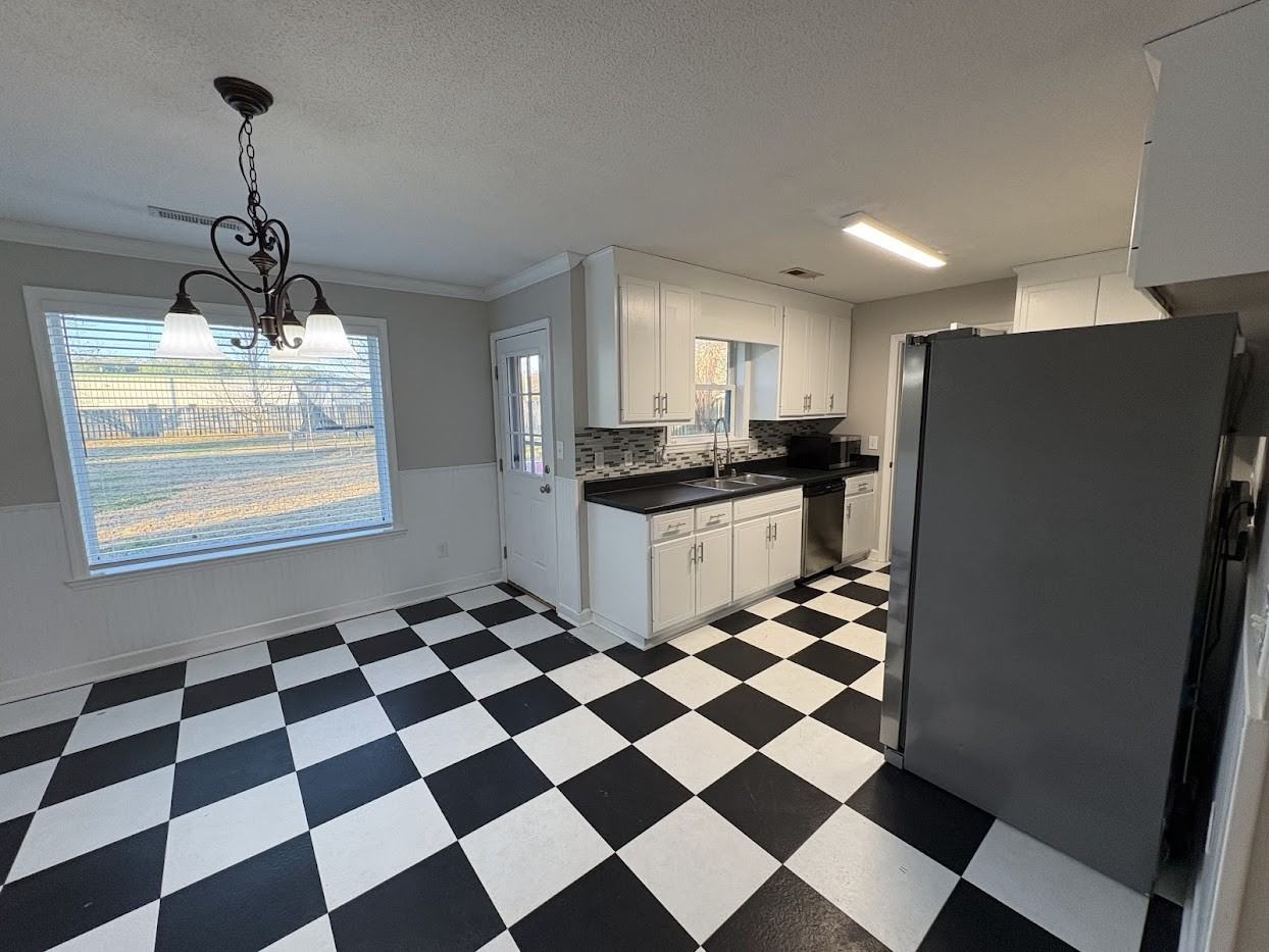 103 Willow Green Dr #1 - Photo 3 of 21