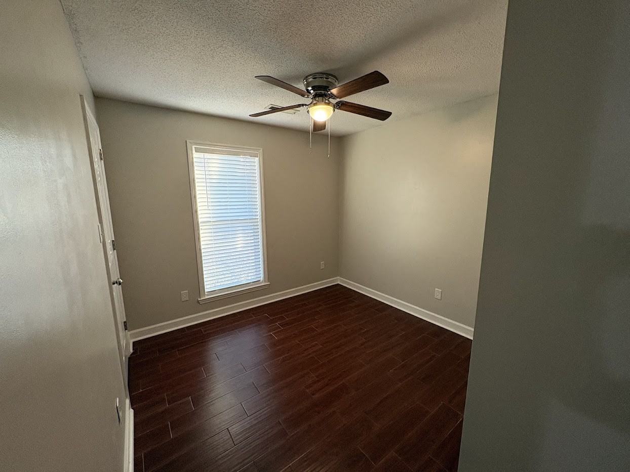 103 Willow Green Dr #1 - Photo 5 of 21