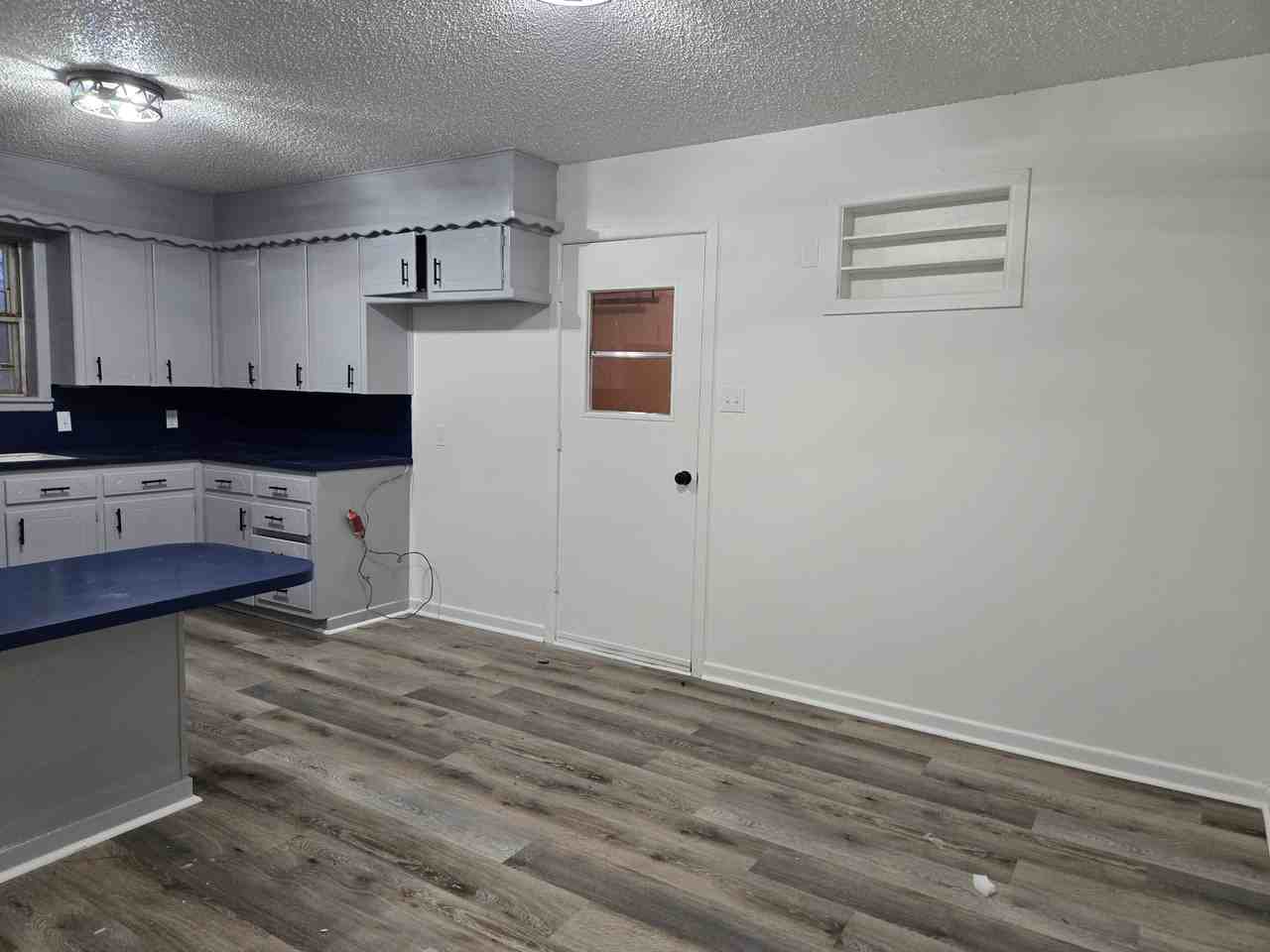 1717 Avenue I #1 - Photo 5 of 15