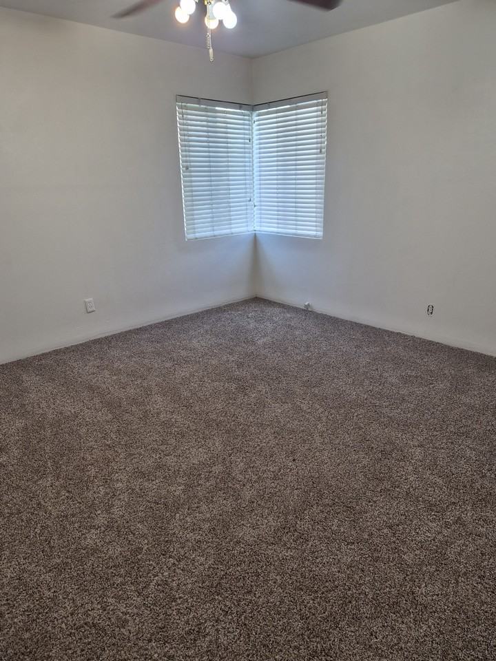 1949 14th Ave #1 - Photo 4 of 19