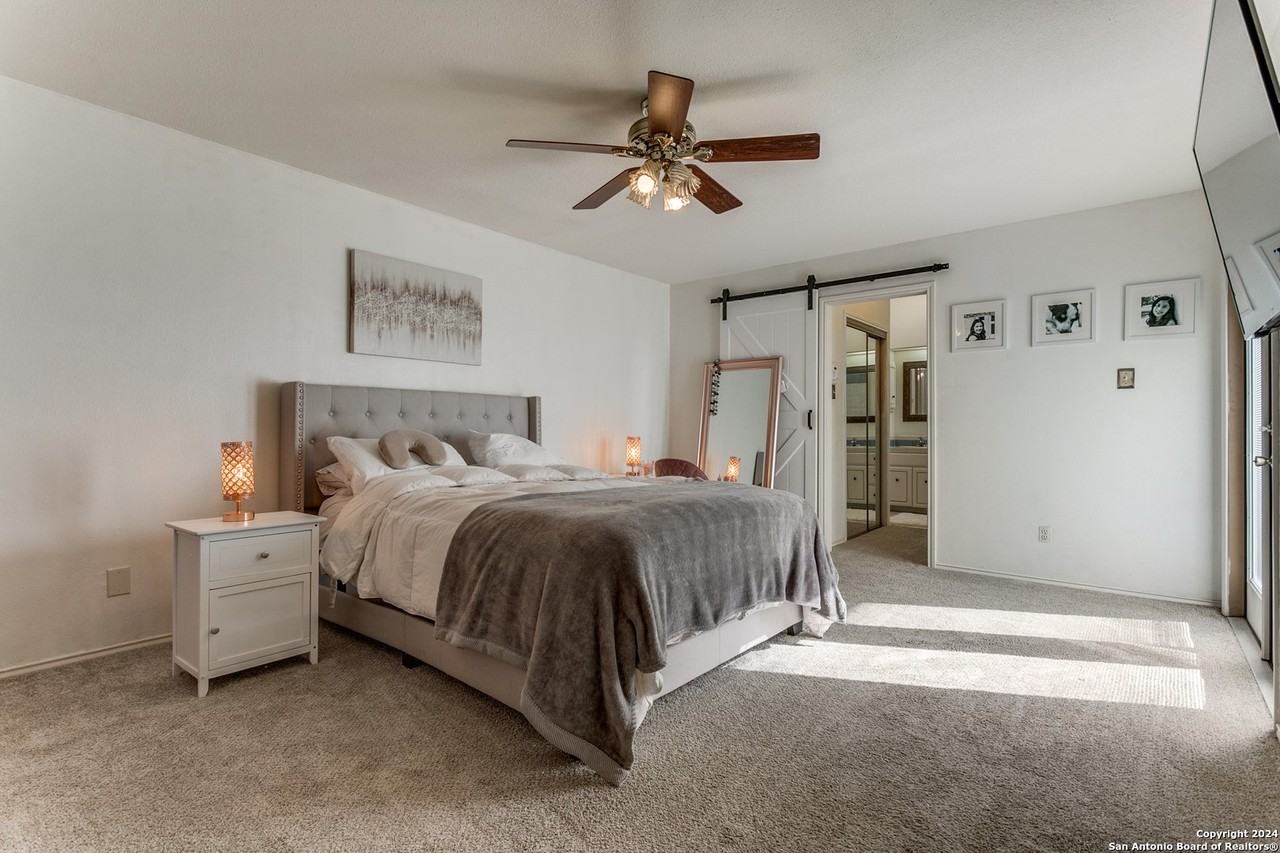 1107 River Vis W #1 - Photo 6 of 8