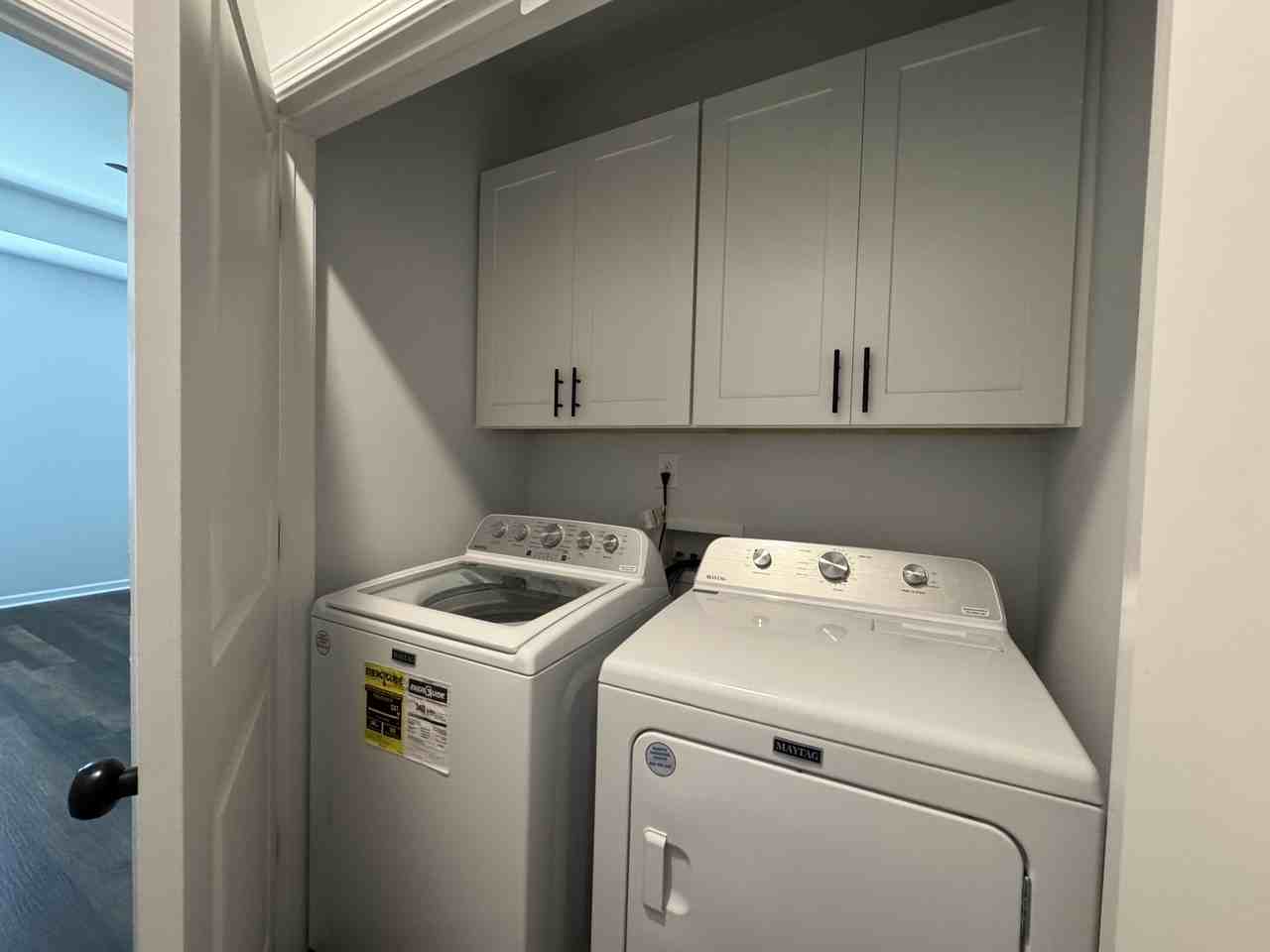 211 Surrey Oak Ln #1 - Photo 6 of 19