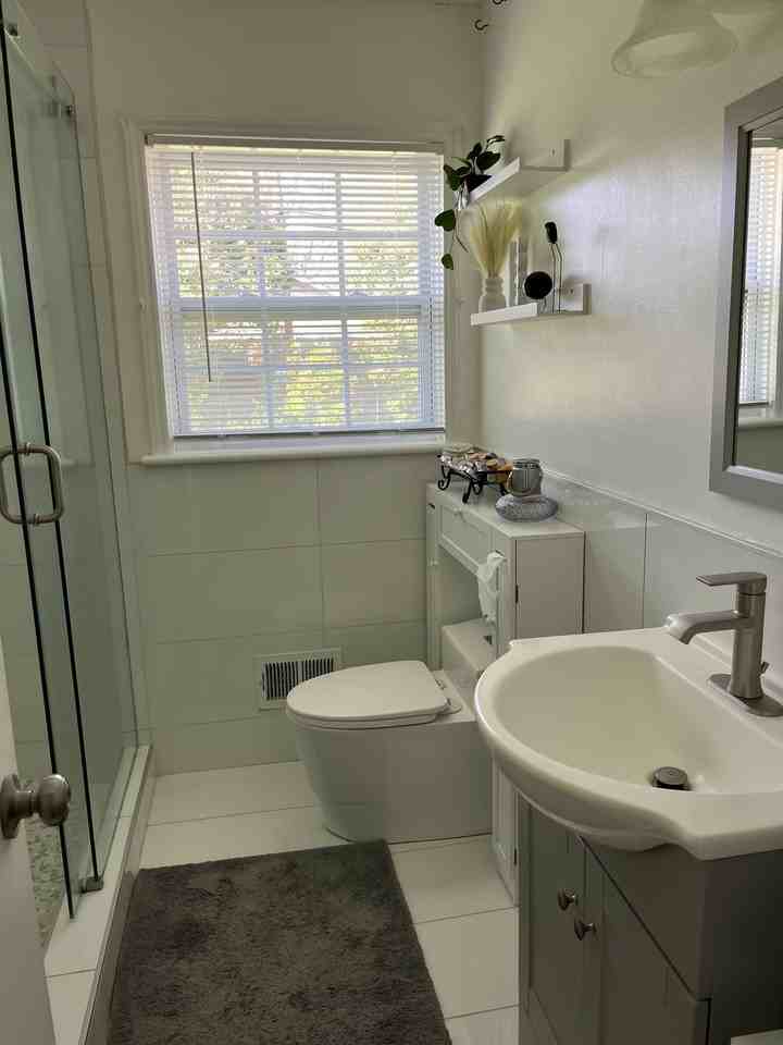 3918 Havenwood Rd #1 - Photo 3 of 10