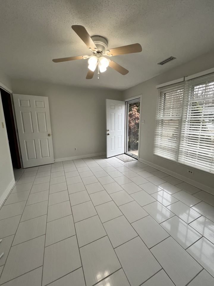 4515 Strangford Ave #1 - Photo 2 of 10