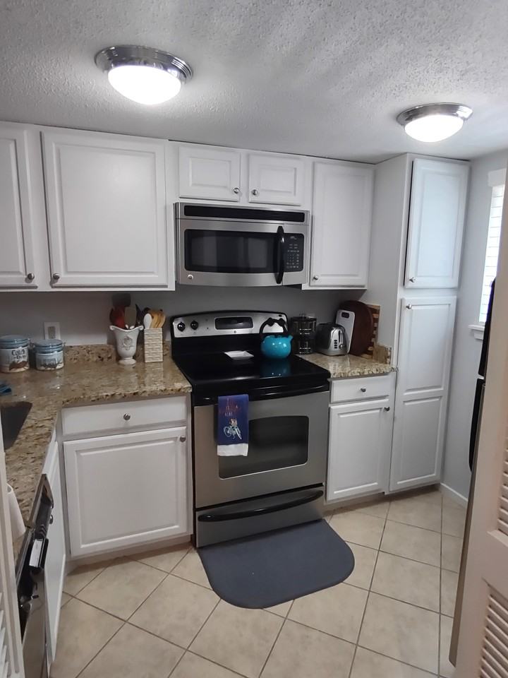 1 Tanglewood Drive #501 - Photo 5 of 14