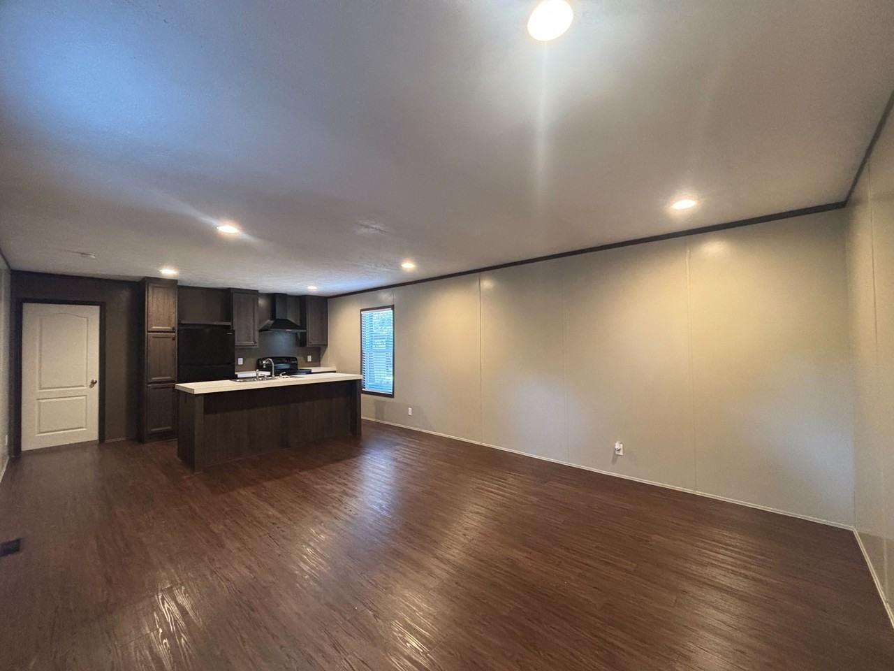 606 Eloise St - Photo 3 of 25