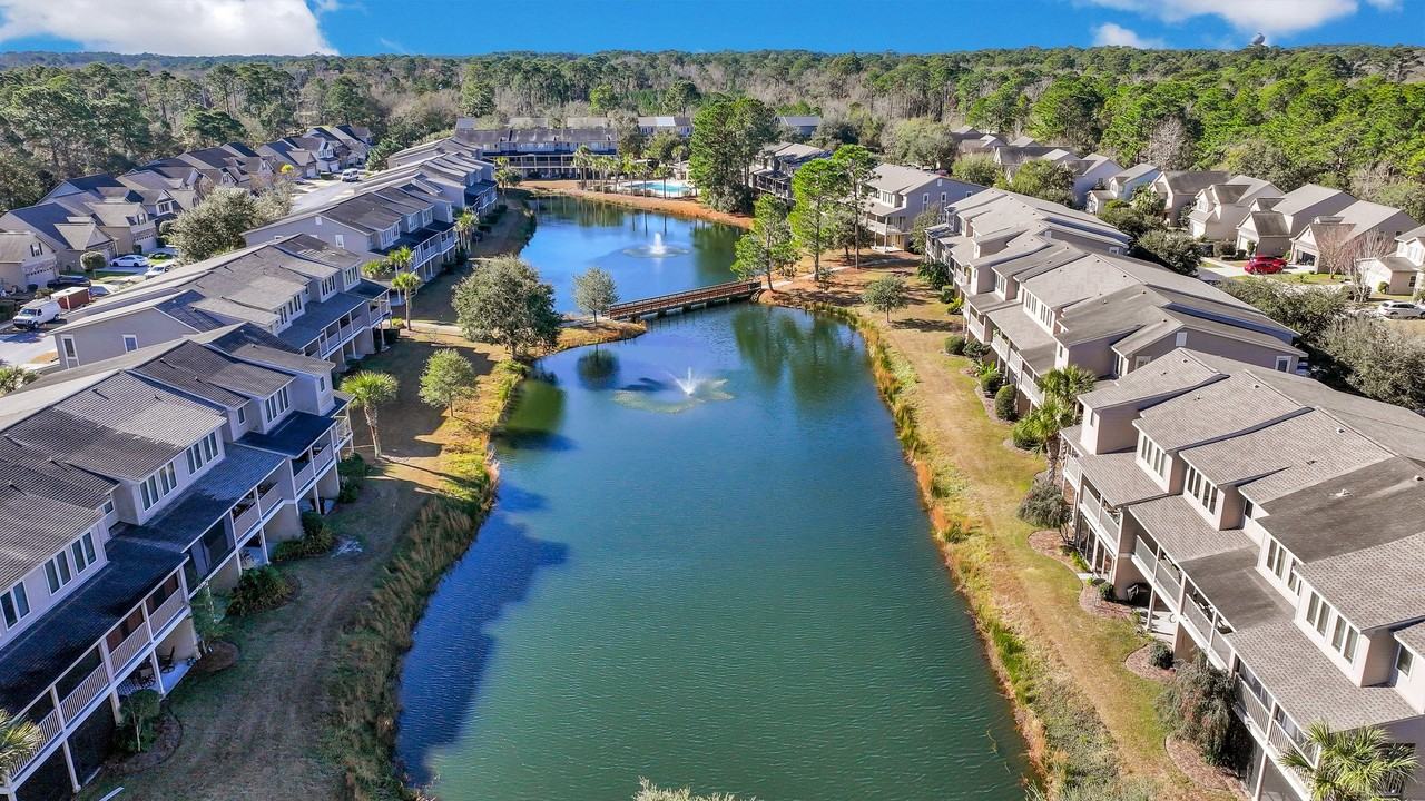 231 Ceasar Place #231 - Photo 3 of 33