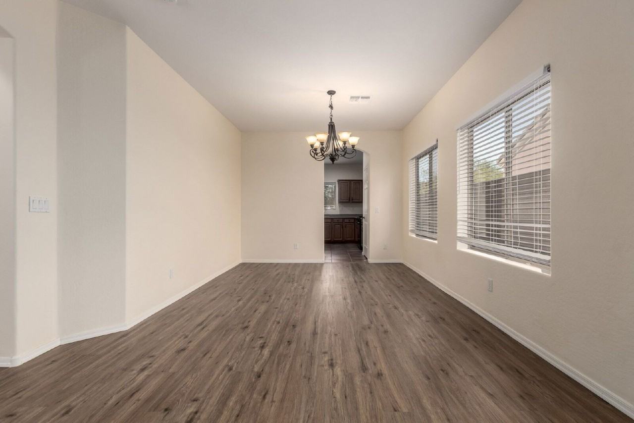 4618 E Brilliant Sky Dr - Photo 6 of 47