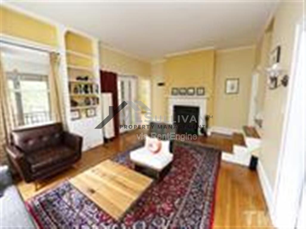 510 N Greensboro St - Photo 3 of 21