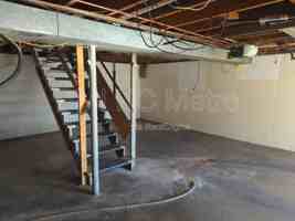 featured image of 526 E Walnut St