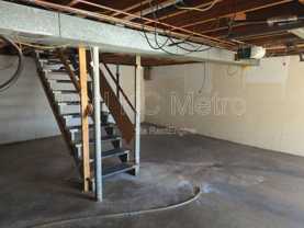 526 E Walnut St - Photo 1 of 1