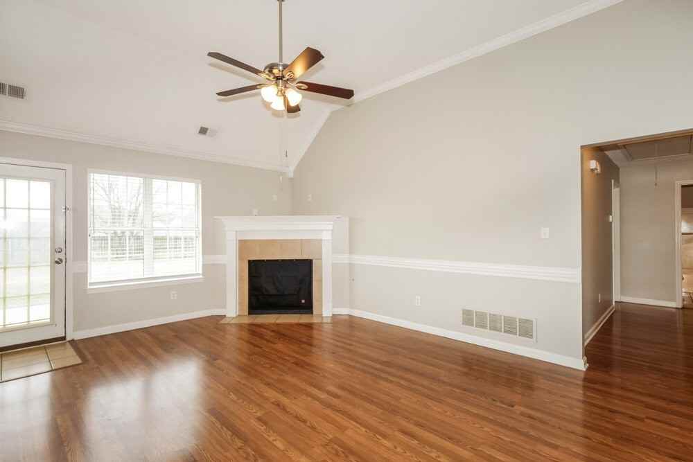 8359 Olivia Ln - Photo 5 of 17